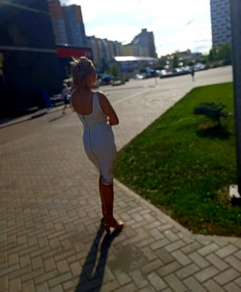 Я живу в Москве, городе страсти и соблазна. Мои услуги насыщены нежностью, страстью и удовольствием. Я с радостью красуюсь на фото, и у меня есть отзывы, которые подтвердят мои навыки. 😍
Я предлагаю тебе незабываемые моменты вместе, будь то приятное общение, расслабляющий массаж или бурный эротический опыт. Я готова позаботиться о твоем удовольствии и сделать все, чтобы ты забыл о реальности и погрузился в мир наслаждения. 💫
Не стесняйся, я открыта для новых впечатлений и воплощения самых смелых желаний. Доверься моим талантам и будь уверен, что ты останешься доволен своим выбором. Жду твоего звонка, чтобы сделать наши встречи незабываемыми. 💋 Ника